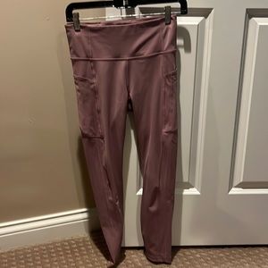 Athleta stash 7/8 leggings
